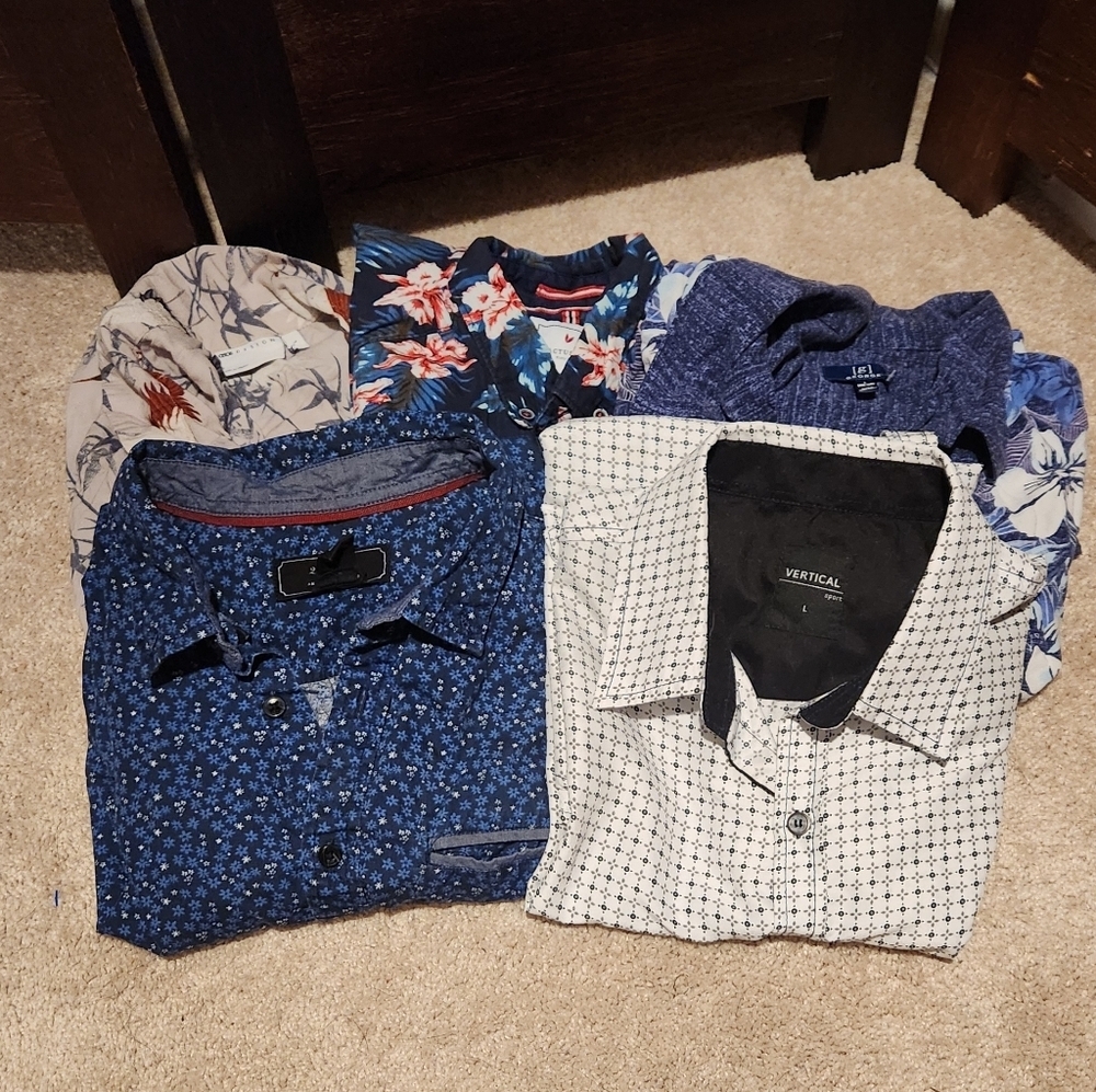 Bundle of 5 Mens Short Sleeved Floral Button Down Shirts